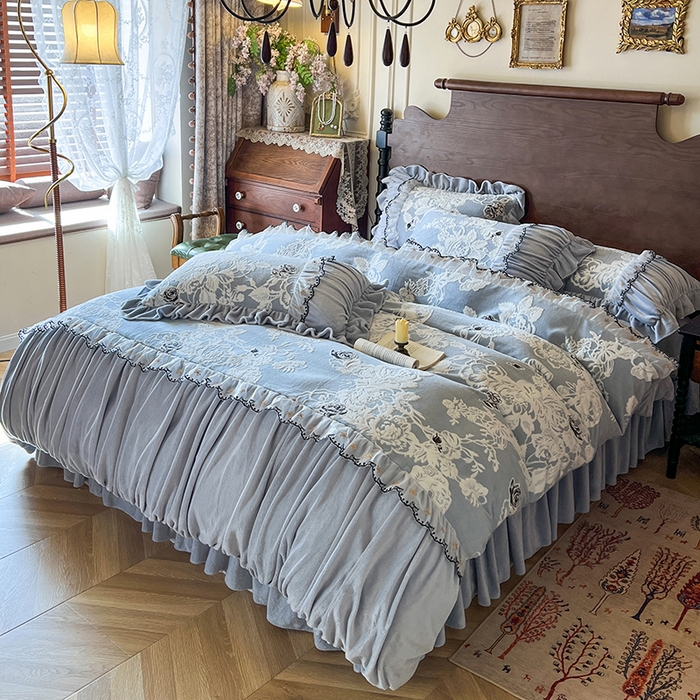 91家纺网 家纺一手货源 找家纺 网红馆（ck家纺） 2025新款牛奶绒雕花花边四件套--国色天香 国色天香 兰色