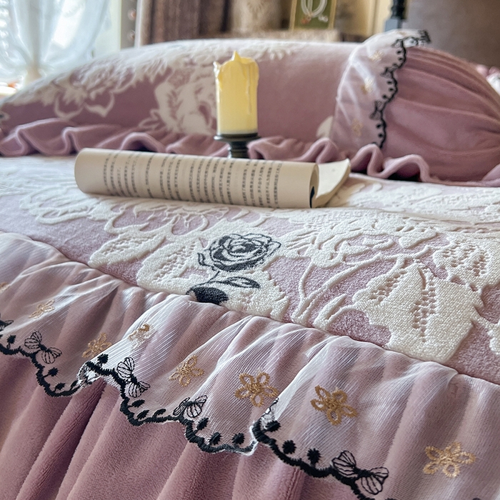 91家纺网 家纺一手货源 找家纺 网红馆（ck家纺） 2025新款牛奶绒雕花花边四件套--国色天香 国色天香 豆沙