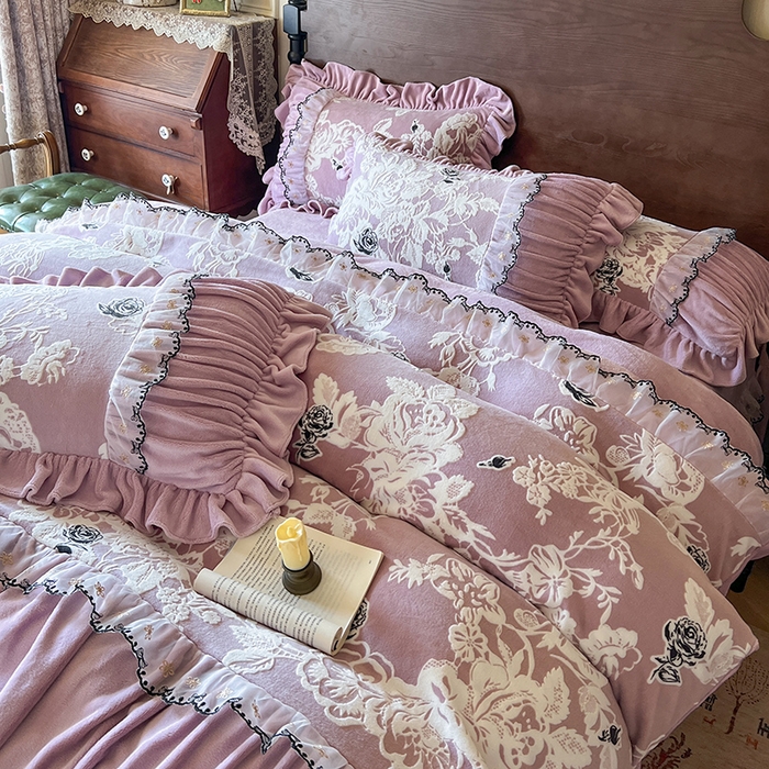 91家纺网 家纺一手货源 找家纺 网红馆（ck家纺） 2025新款牛奶绒雕花花边四件套--国色天香 国色天香 豆沙