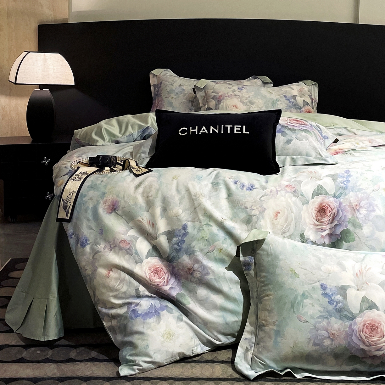 91家纺网 家纺一手货源 找家纺 大渔生活 2025新款贡缎长绒棉高品数码印花四件套 清柔花镜