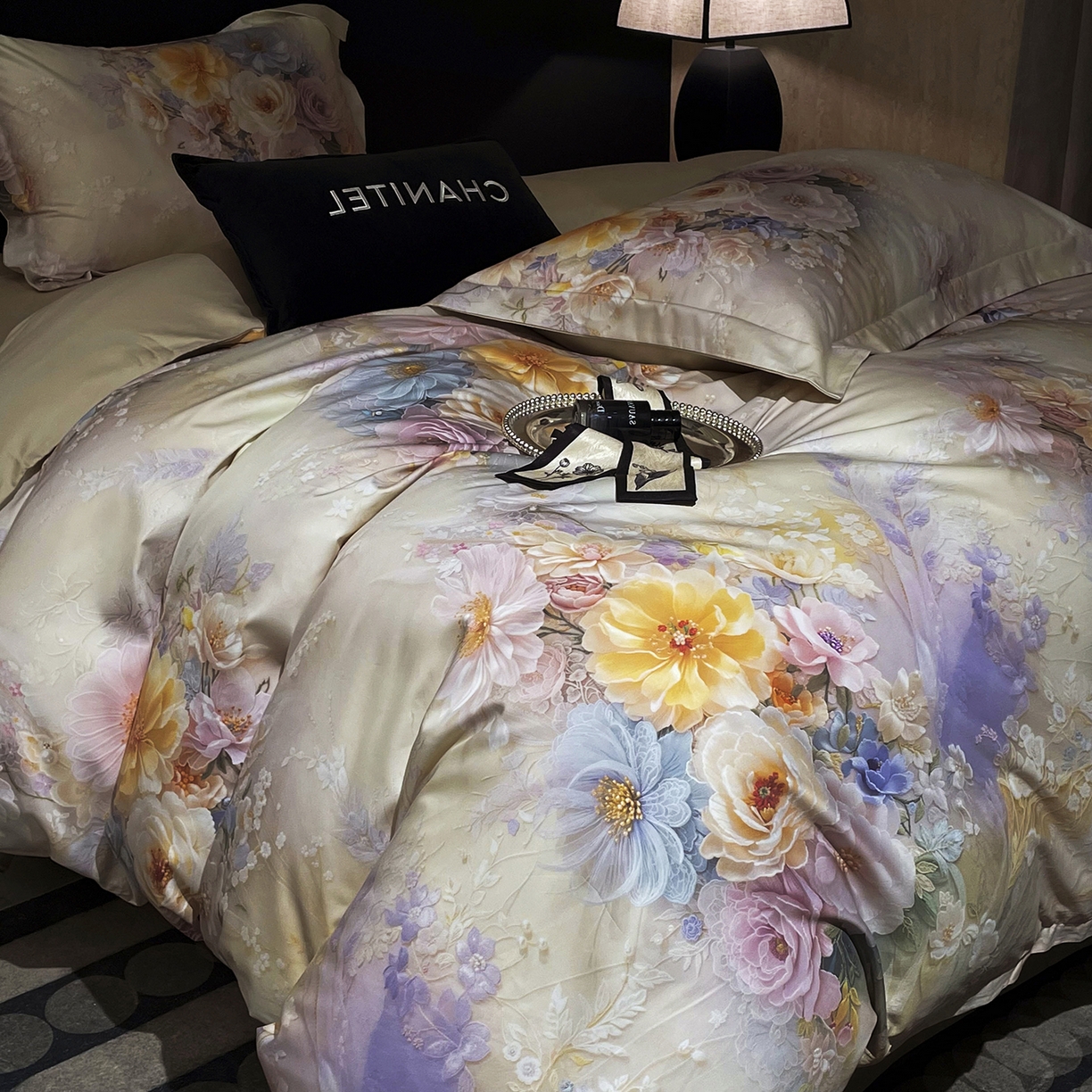 91家纺网 家纺一手货源 找家纺 大渔生活 2025新款贡缎长绒棉高品数码印花四件套 柔缎花眠