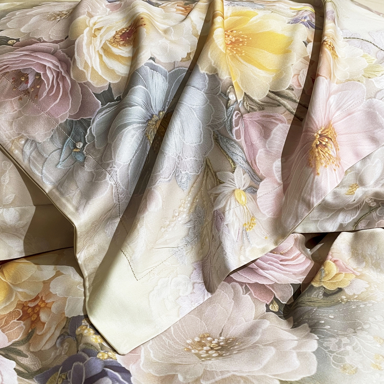 91家纺网 家纺一手货源 找家纺 大渔生活 2025新款贡缎长绒棉高品数码印花四件套 柔缎花眠