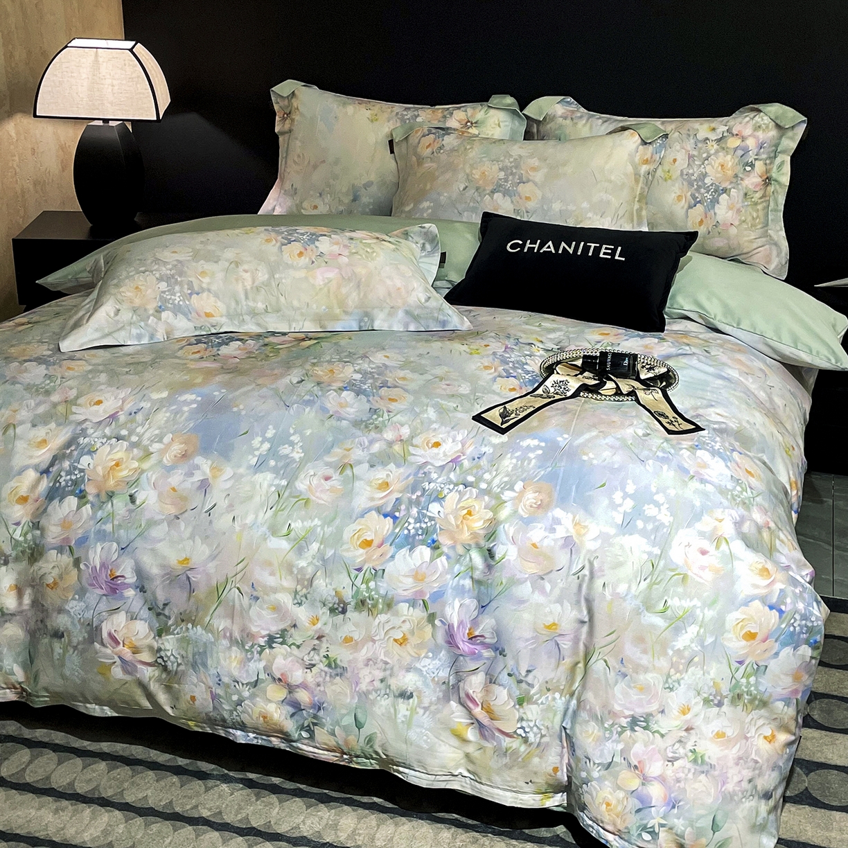 91家纺网 家纺一手货源 找家纺 大渔生活 2025新款贡缎长绒棉高品数码印花四件套 柔菌栀恋