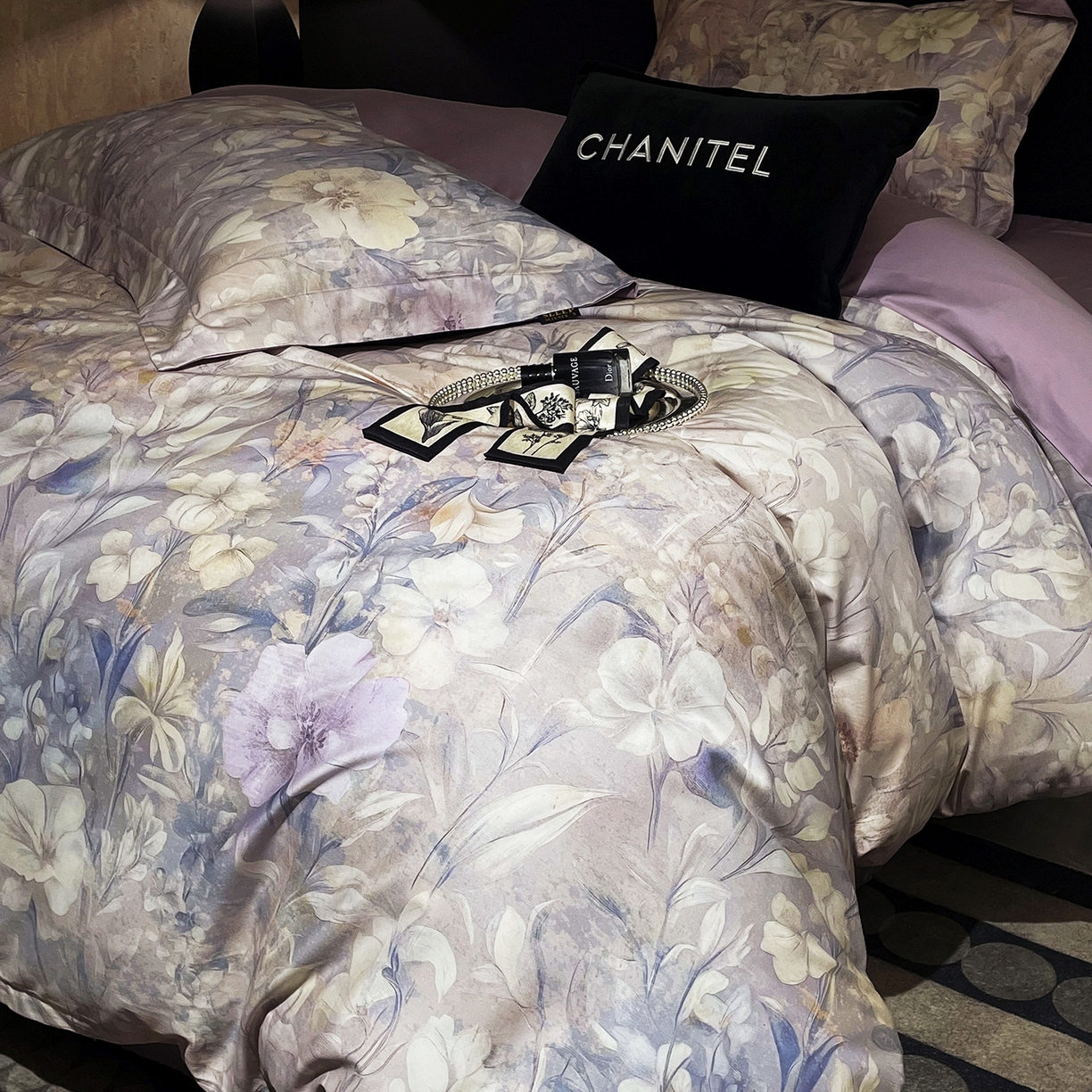 91家纺网 家纺一手货源 找家纺 大渔生活 2025新款贡缎长绒棉高品数码印花四件套 怡梦花韵