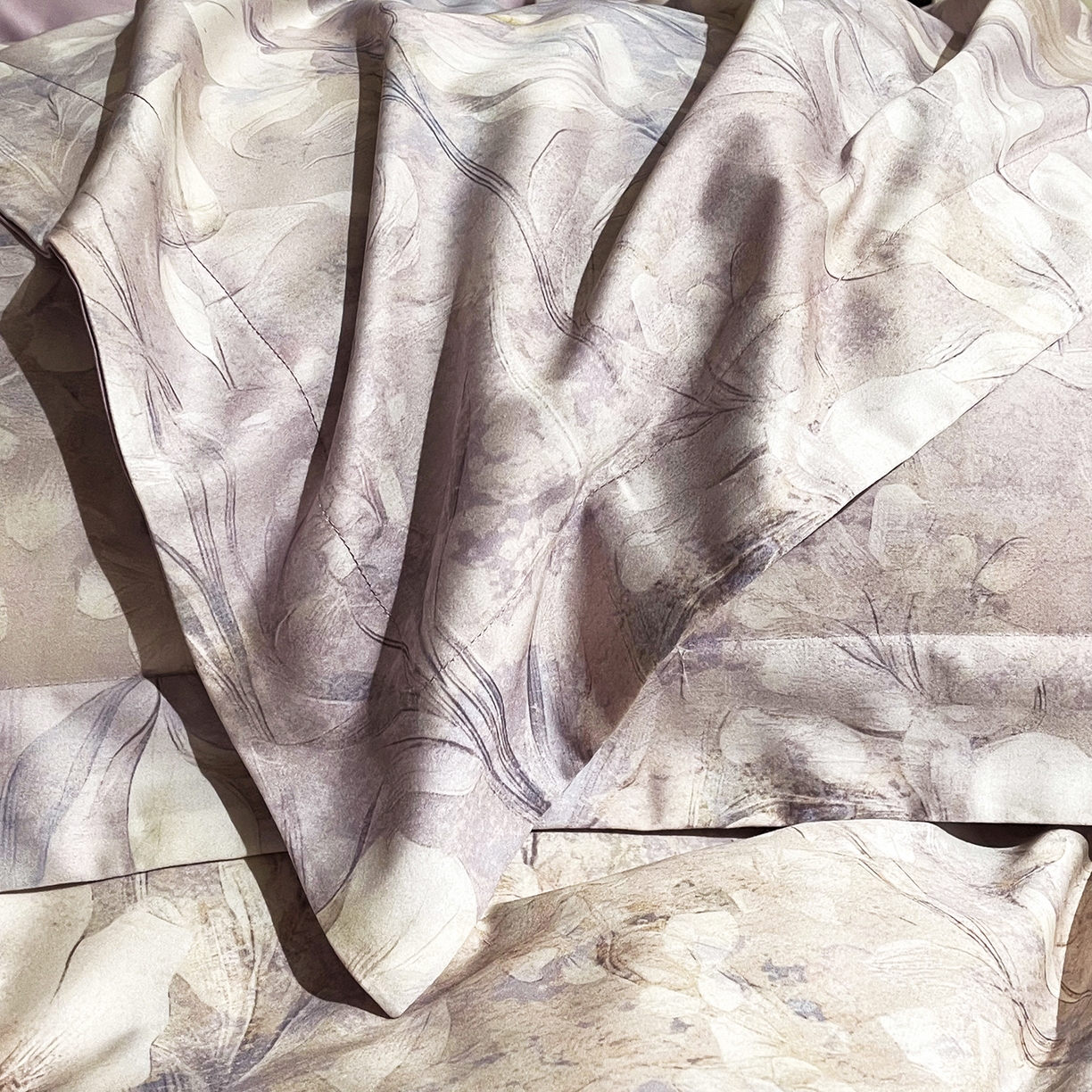 91家纺网 家纺一手货源 找家纺 大渔生活 2025新款贡缎长绒棉高品数码印花四件套 怡梦花韵