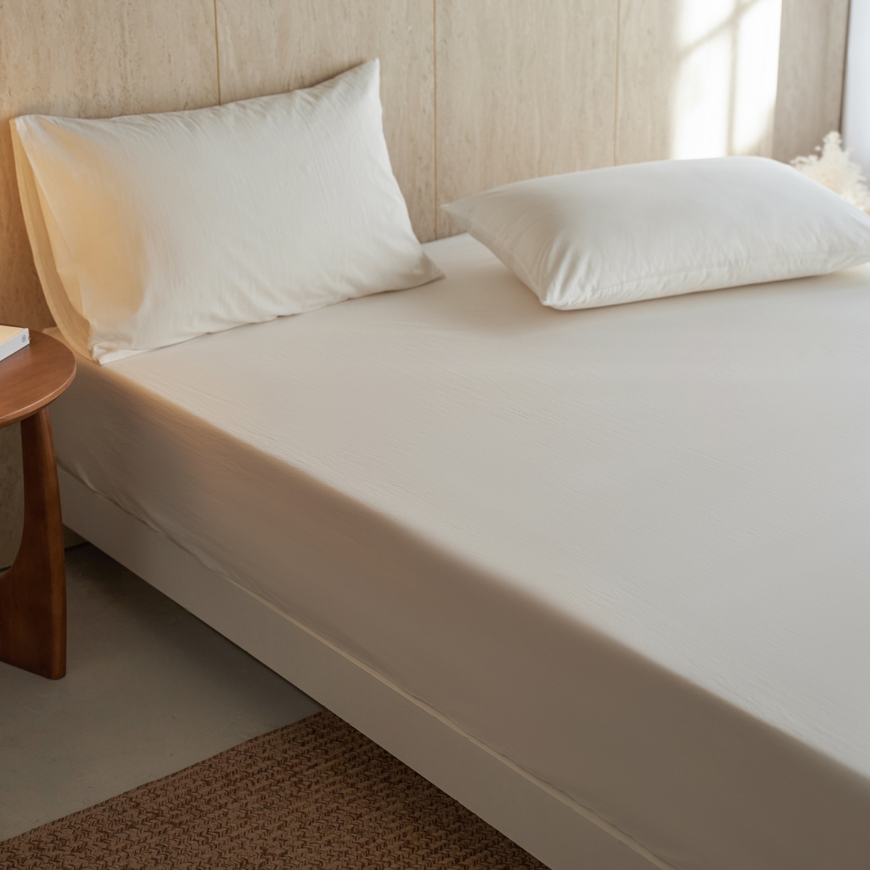 91家纺网 家纺一手货源 找家纺 轩和家居 2025新款全棉高支旧感砂洗长绒棉单床笠 浅云白