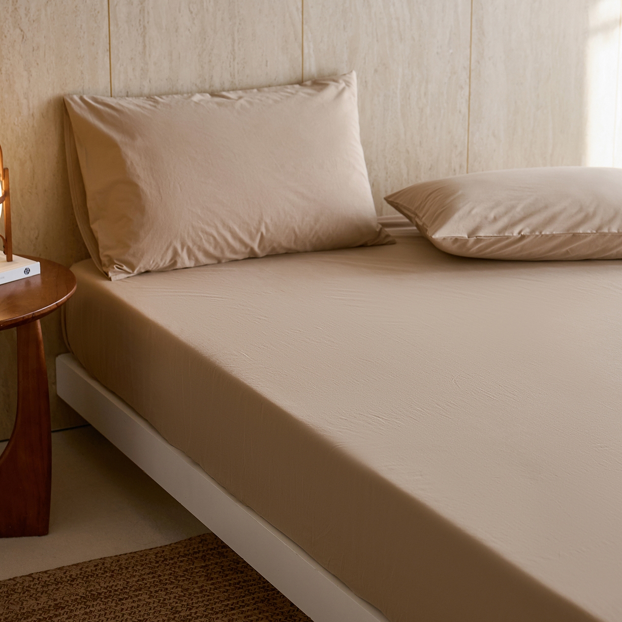 91家纺网 家纺一手货源 找家纺 轩和家居 2025新款全棉高支旧感砂洗长绒棉单床笠 秋麦色