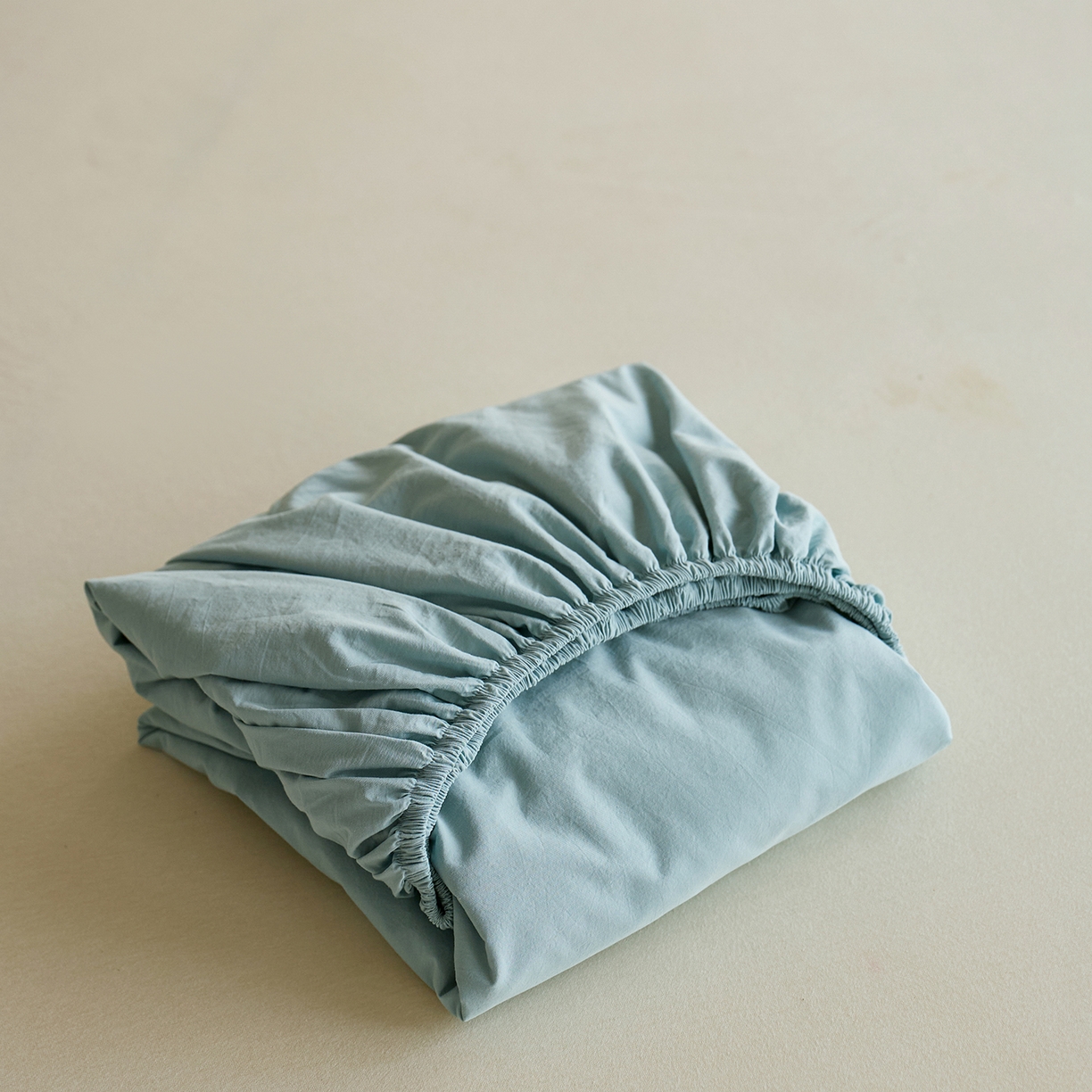 91家纺网 家纺一手货源 找家纺 轩和家居 2025新款全棉高支旧感砂洗长绒棉单床笠 松石绿