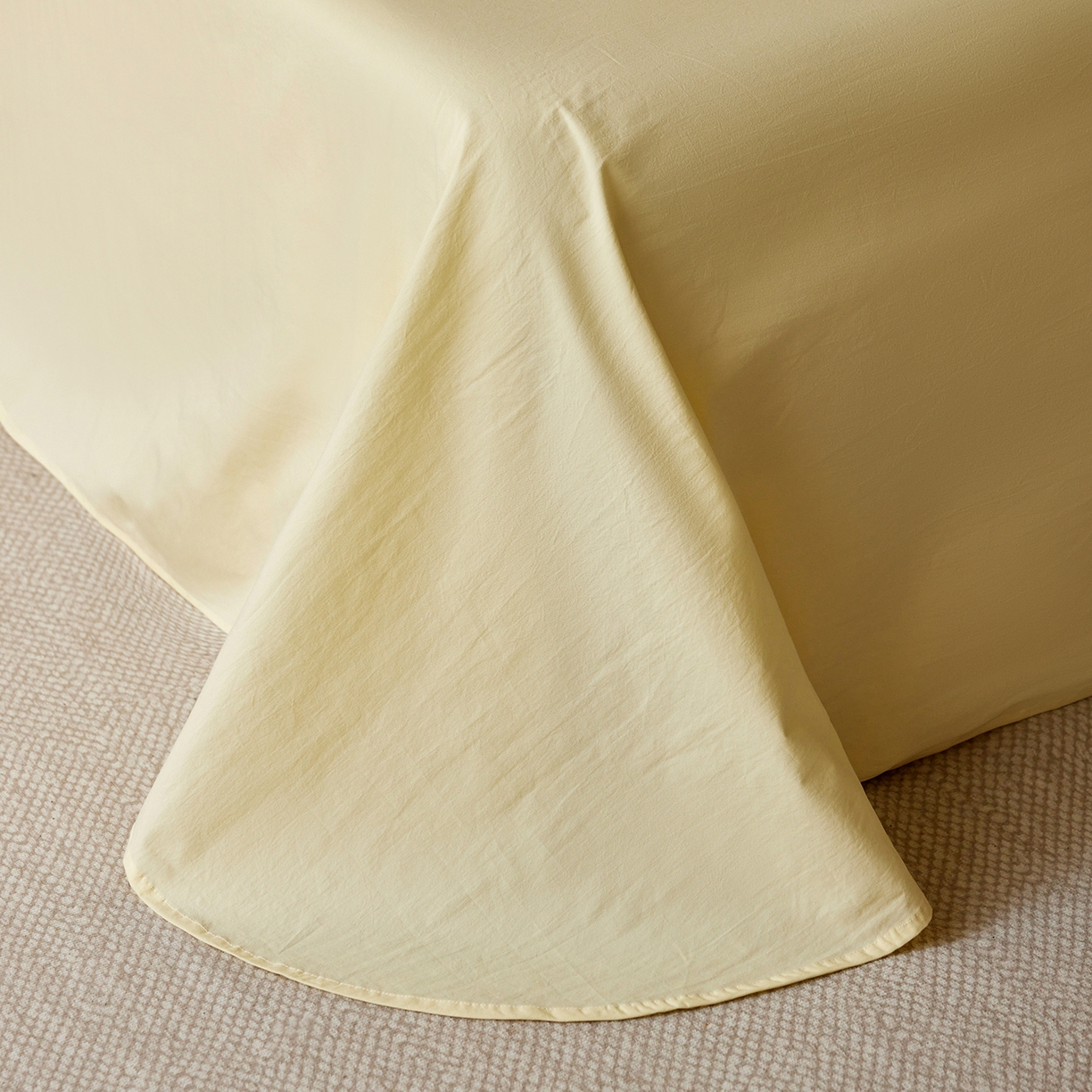 91家纺网 家纺一手货源 找家纺 轩和家居 2025新款全棉高支旧感砂洗长绒棉单床单 淡黄色