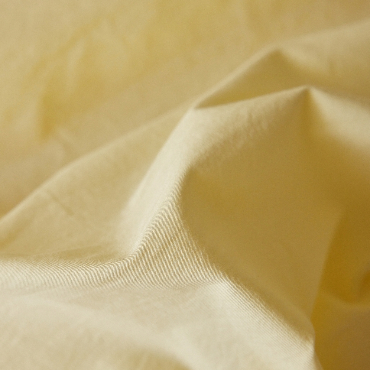 91家纺网 家纺一手货源 找家纺 轩和家居 2025新款全棉高支旧感砂洗长绒棉单床单 淡黄色