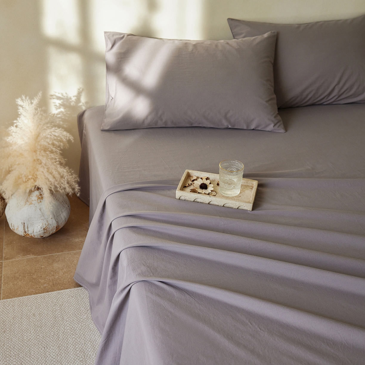 91家纺网 家纺一手货源 找家纺 轩和家居 2025新款全棉高支旧感砂洗长绒棉单床单 暮烟灰