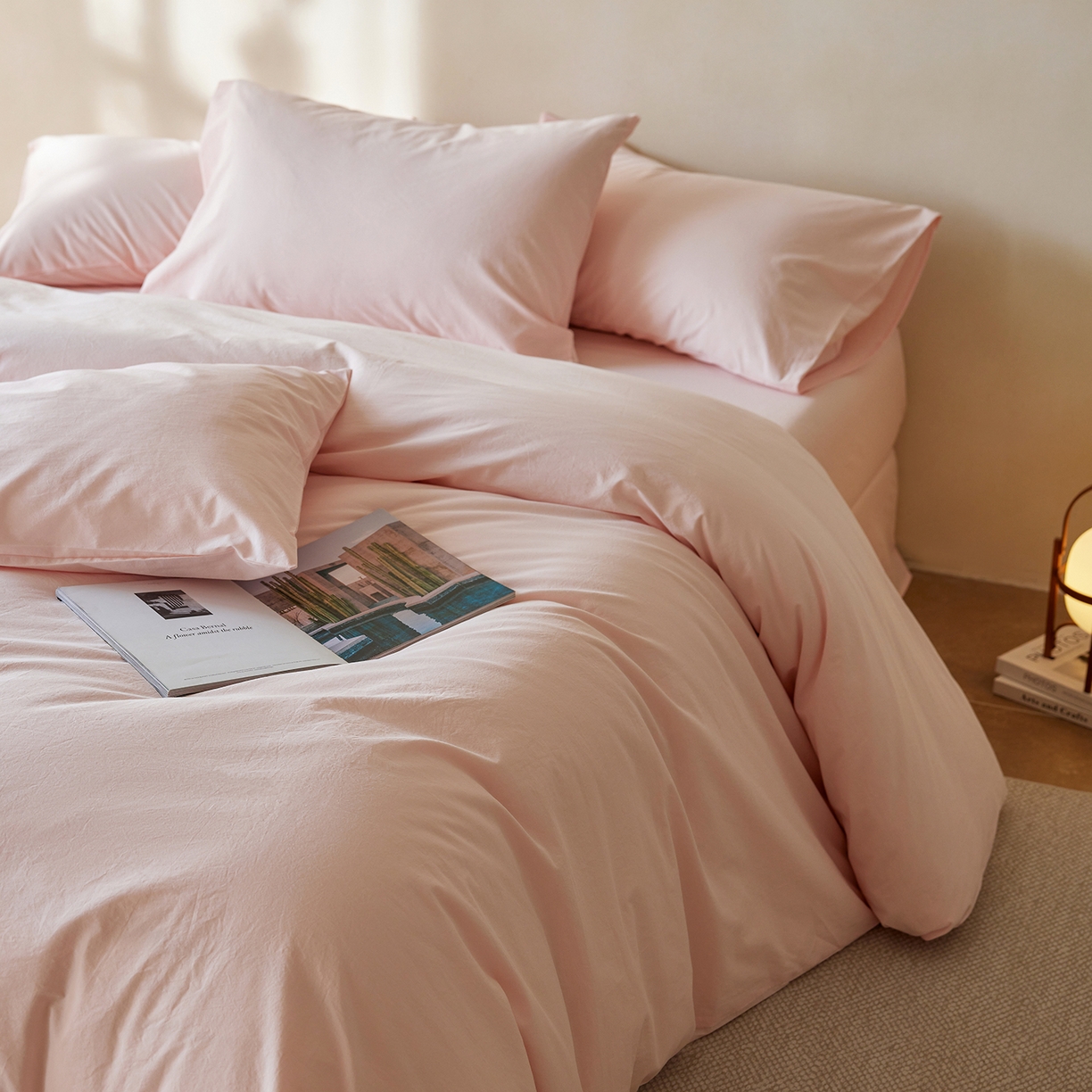 91家纺网 家纺一手货源 找家纺 轩和家居 2025新款全棉高支旧感砂洗长绒棉单被套 薄樱粉