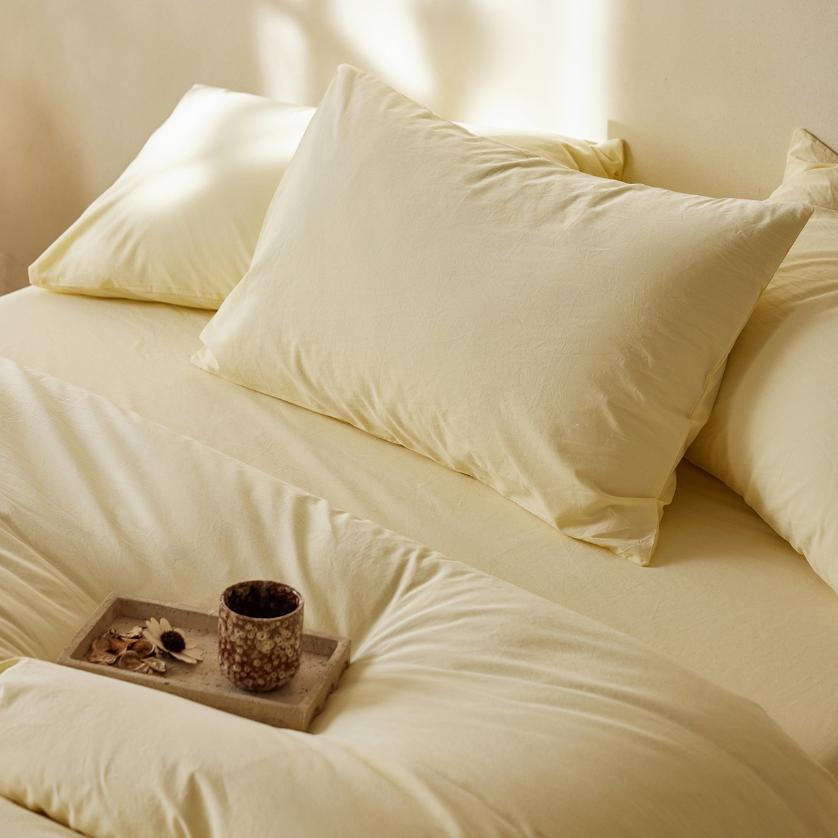 91家纺网 家纺一手货源 找家纺 轩和家居 2025新款全棉高支旧感砂洗长绒棉单被套 淡黄色