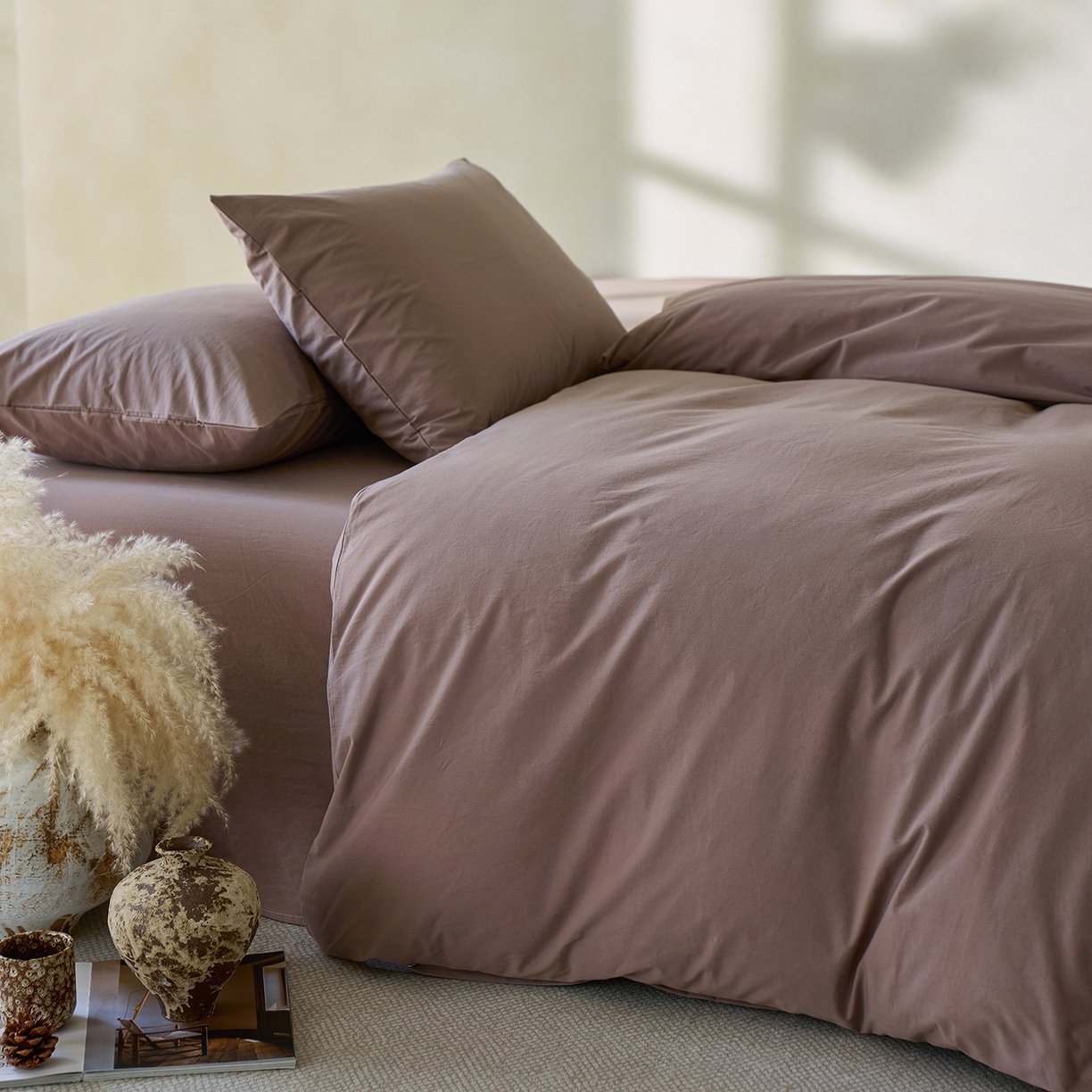 91家纺网 家纺一手货源 找家纺 轩和家居 2025新款全棉高支旧感砂洗长绒棉单被套 豆沙色