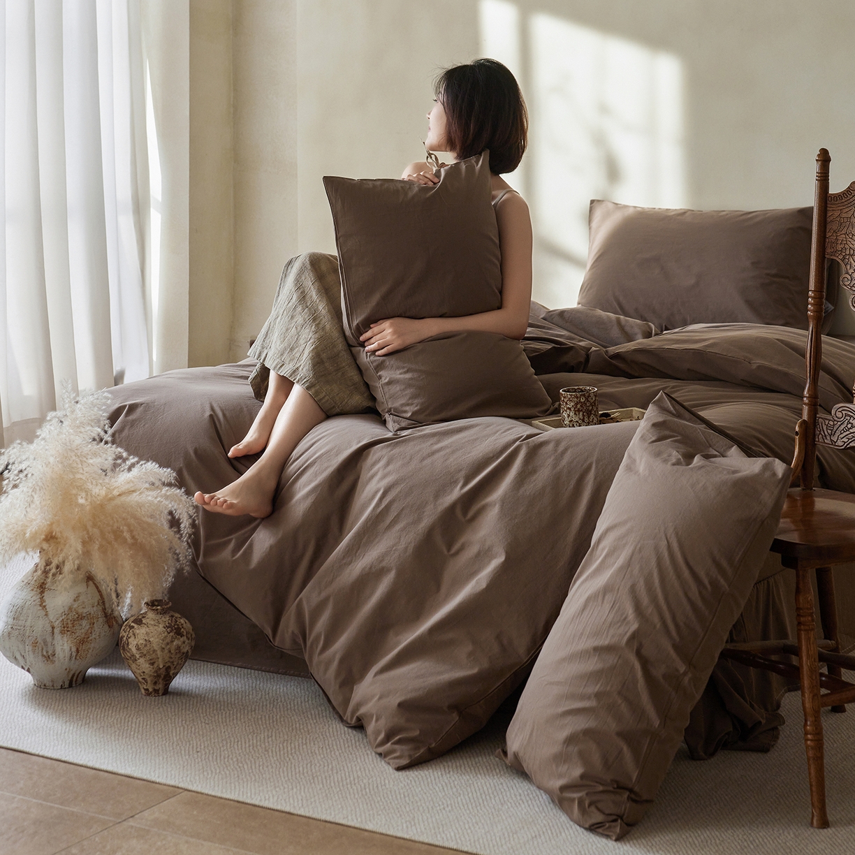 91家纺网 家纺一手货源 找家纺 轩和家居 2025新款全棉高支旧感砂洗长绒棉单被套 落栗棕