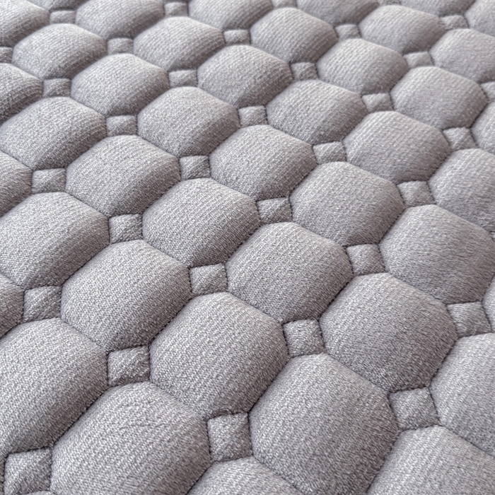 91家纺网 家纺一手货源 找家纺 予梦家纺 2025秋冬新款牛奶绒加厚刺绣夹棉单床笠床垫子保护套秋冬保暖床罩子三件套 丽桑卓-小白熊灰