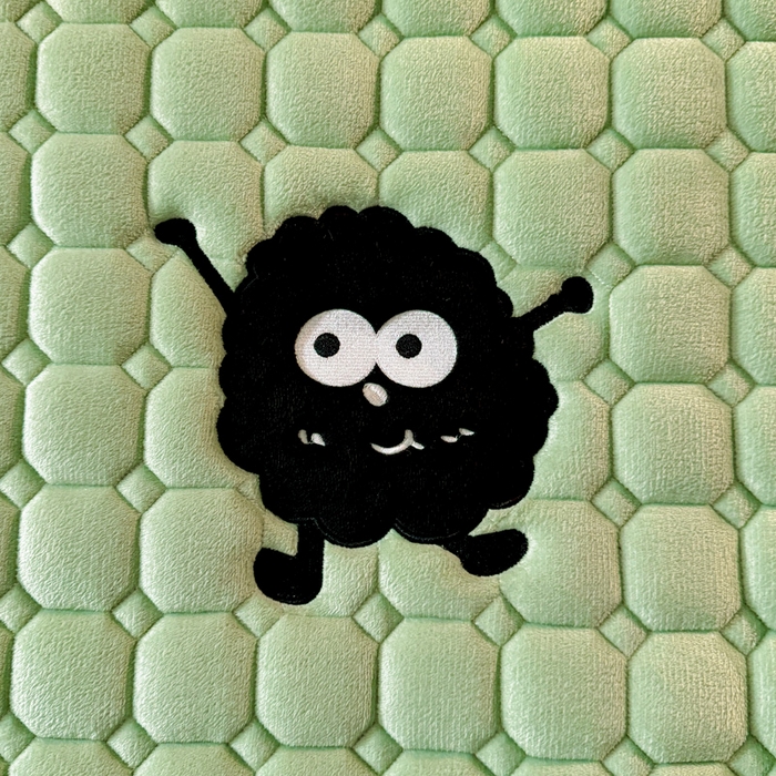 91家纺网 家纺一手货源 找家纺 予梦家纺 2025新款牛奶绒加厚刺绣床护垫床垫保护套 辛德拉-黑煤球绿