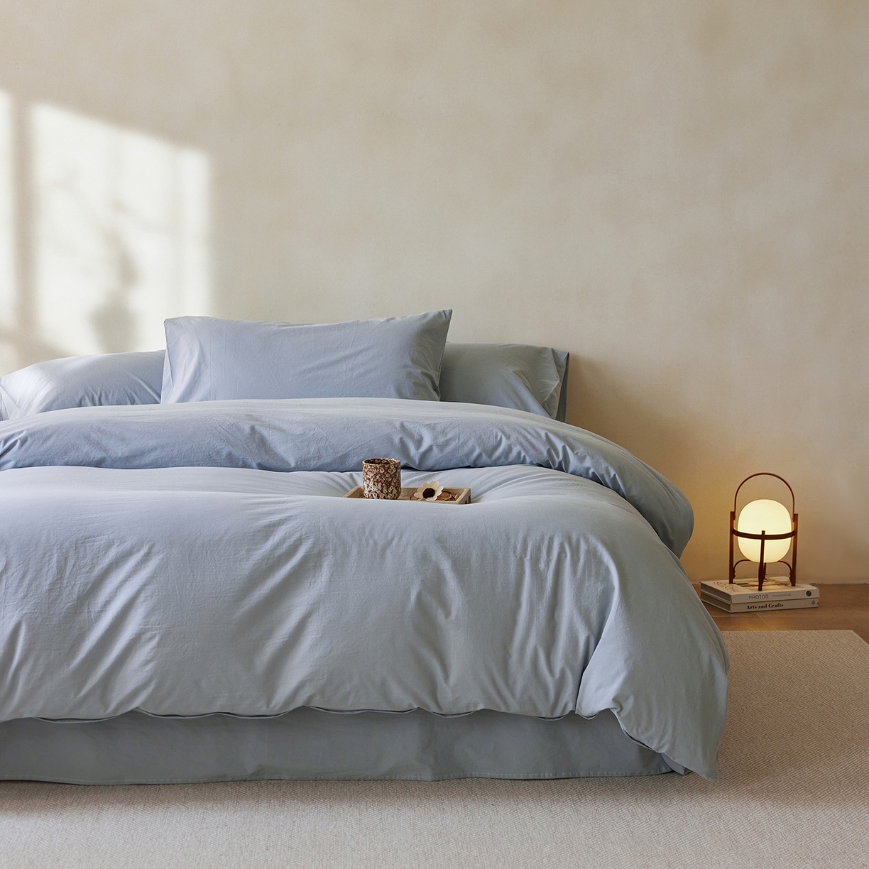 91家纺网 家纺一手货源 找家纺 轩和家居 2025新款全棉高支旧感砂洗长绒棉单被套 雾海蓝