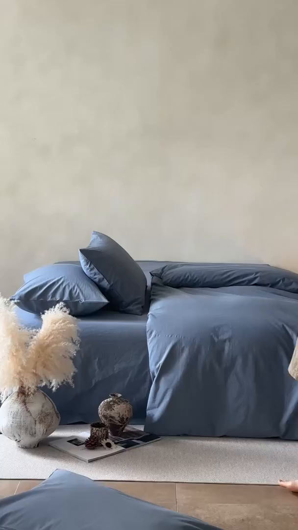 91家纺网 家纺一手货源 找家纺 轩和家居 2025新款全棉高支旧感砂洗长绒棉单被套 雾海蓝