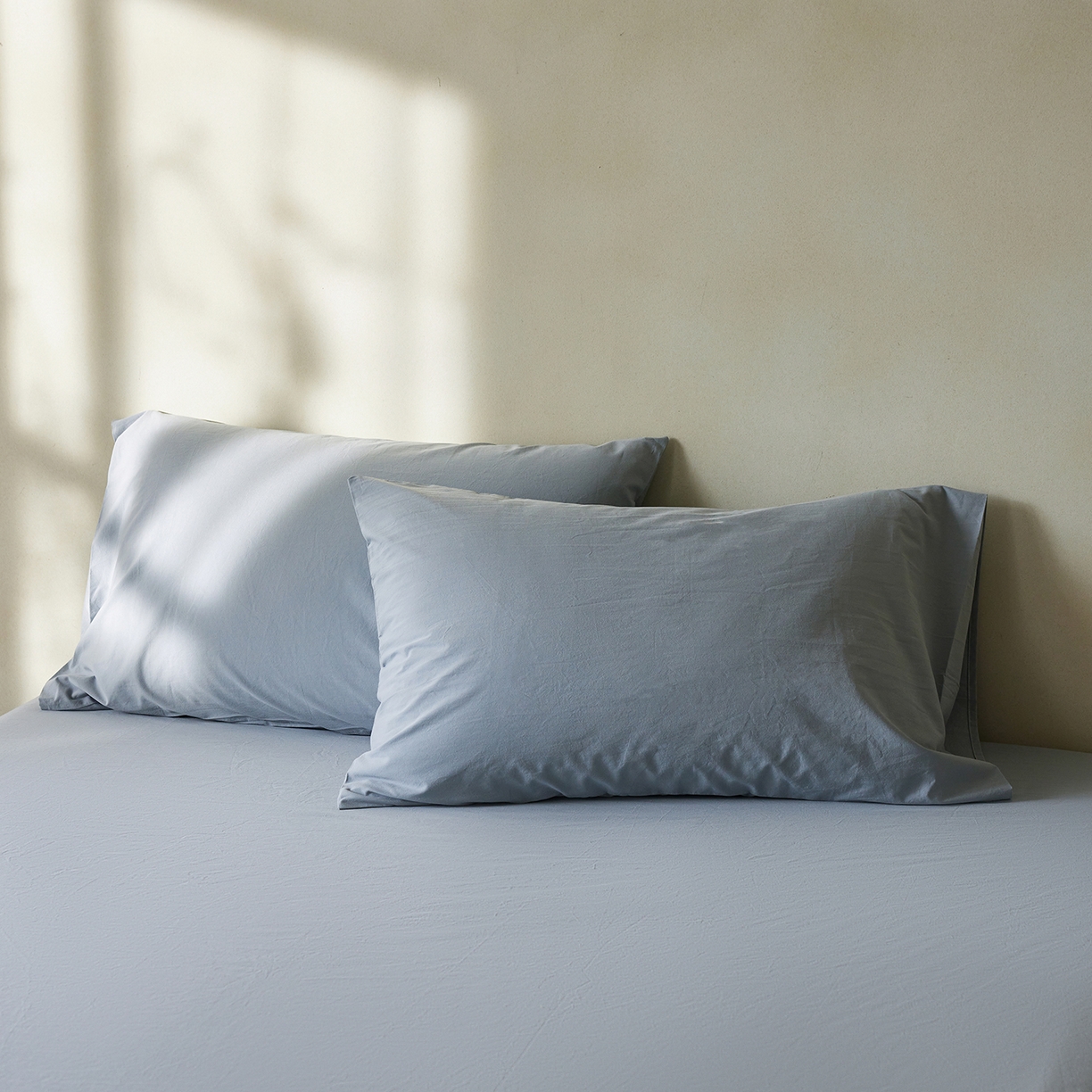 轩和家居 2025新款全棉高支旧感砂洗长绒棉单枕套 雾海蓝