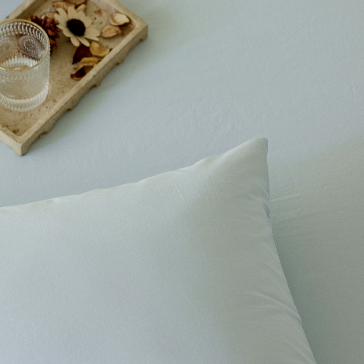 91家纺网 家纺一手货源 找家纺 轩和家居 2025新款全棉高支旧感砂洗长绒棉单枕套 天空蓝