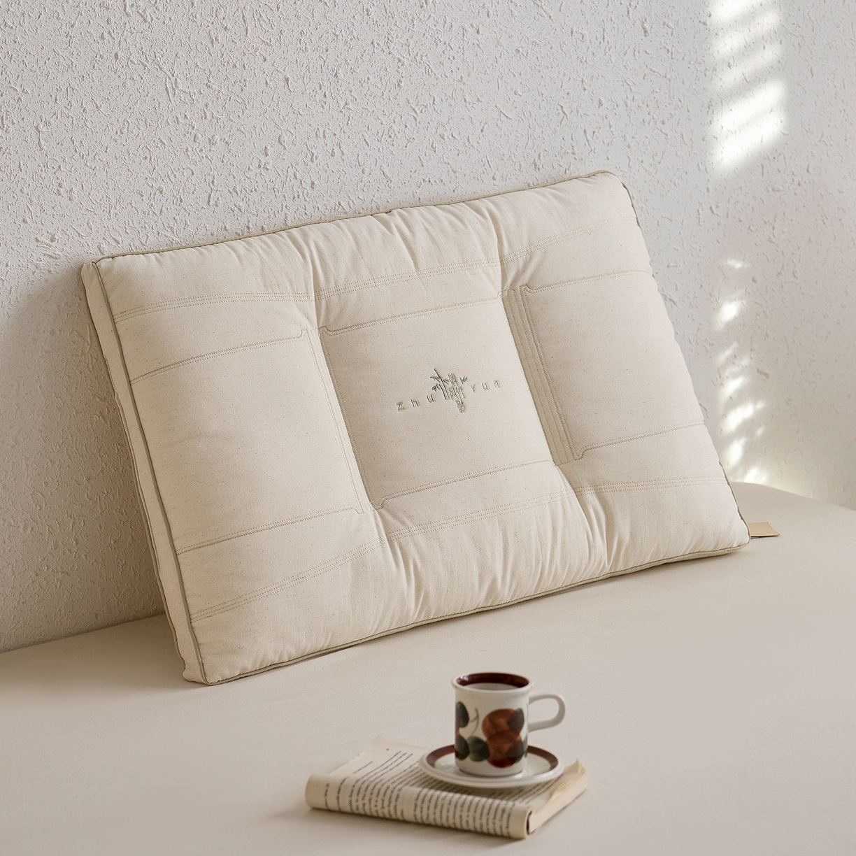 91家纺网 家纺一手货源 找家纺 （总）北鸣有鱼枕芯馆 2025新款麻棉分区护颈枕-清风竹影