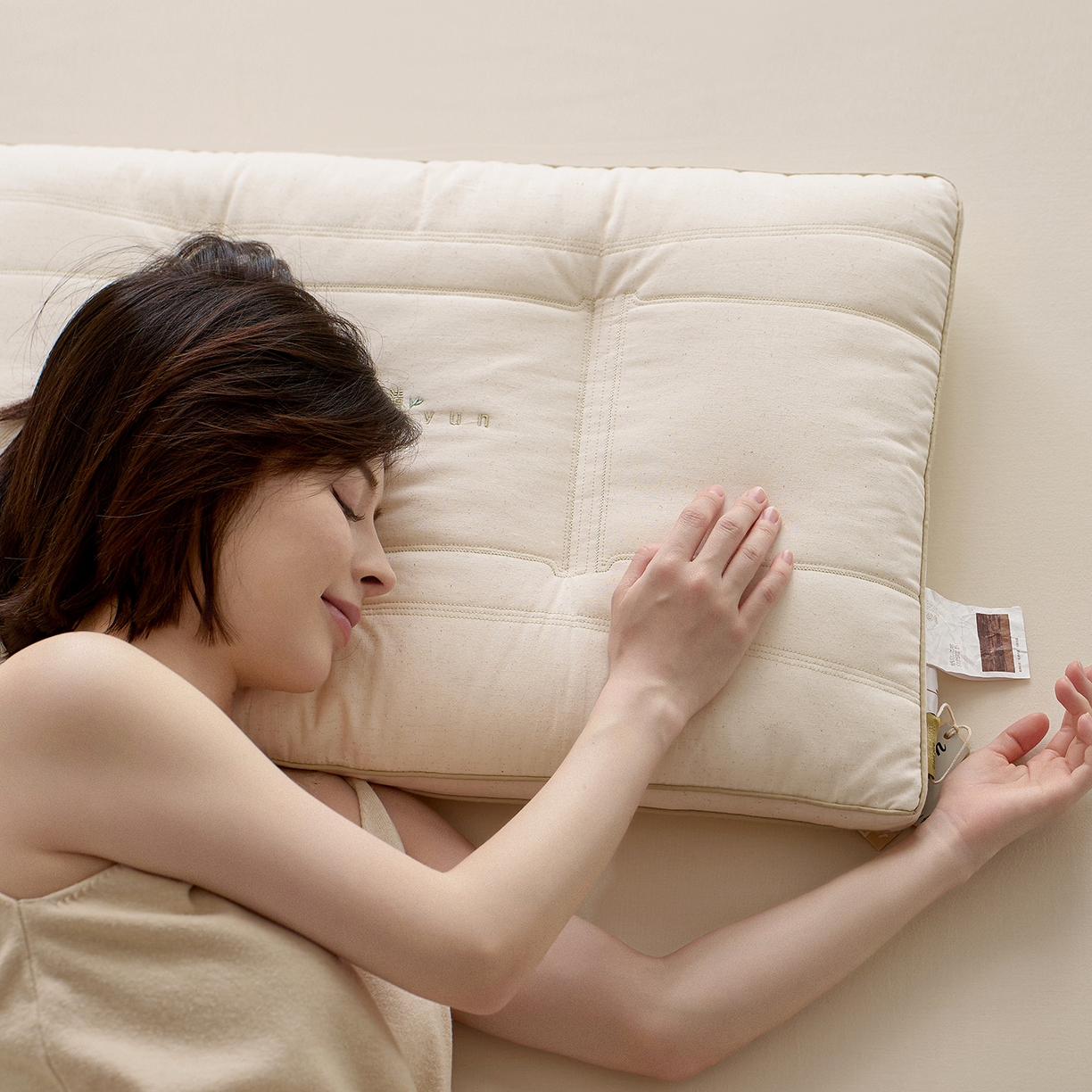 91家纺网 家纺一手货源 找家纺 （总）北鸣有鱼枕芯馆 2025新款麻棉分区护颈枕-清风竹影