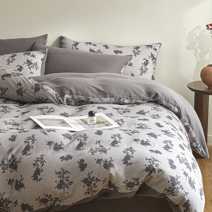 91家纺网 家纺一手货源 找家纺 （总）咏绒家纺工厂店 2025新款全棉双层皱皱纱现代中古风数码四件套