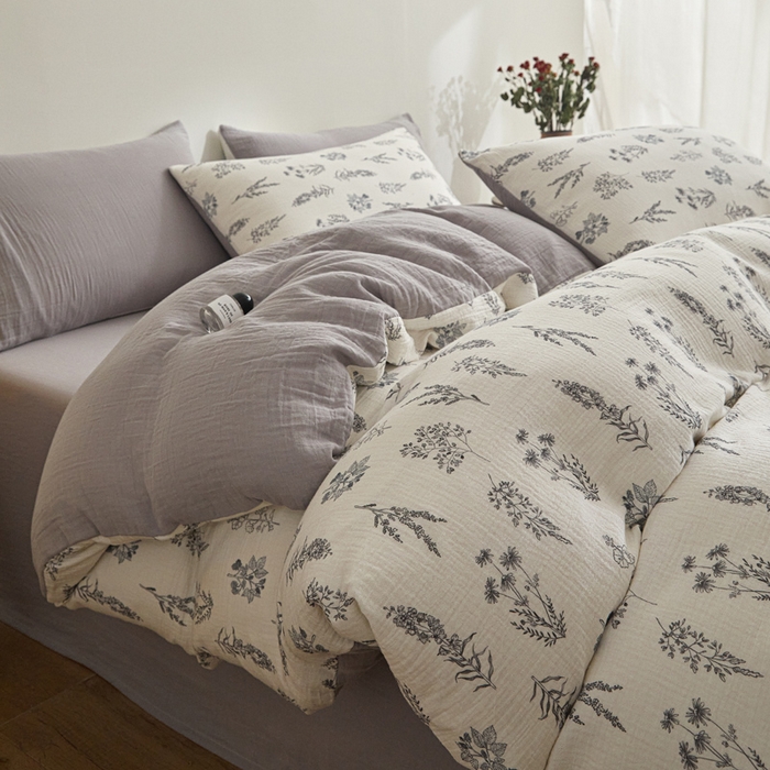 91家纺网 家纺一手货源 找家纺 （总）咏绒家纺工厂店 2025新款全棉双层皱皱纱现代中古风数码四件套