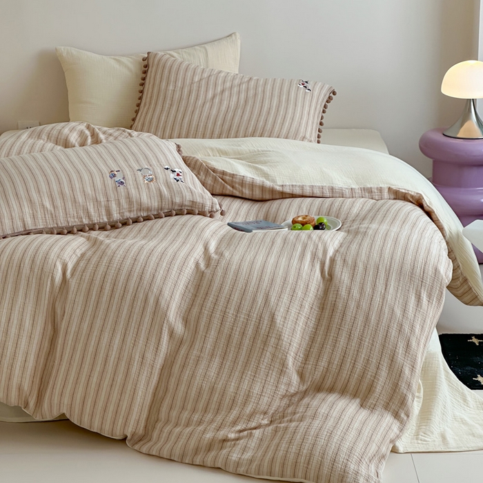 91家纺网 家纺一手货源 找家纺 （总）咏绒家纺工厂店 2025新款双层色织皱皱纱精致绣花球球款四件套