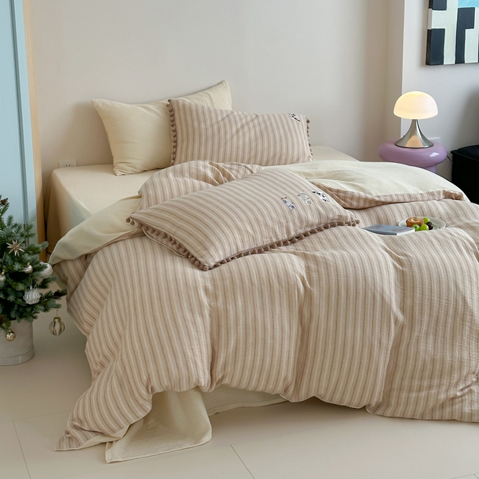 （总）咏绒家纺工厂店 2025新款双层色织皱皱纱精致绣花球球款四件套