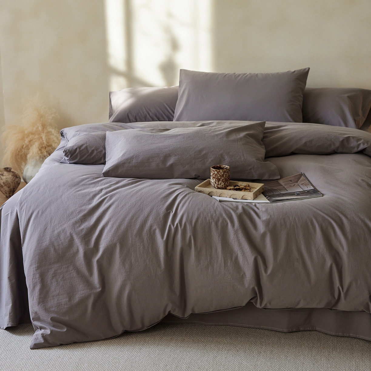 91家纺网 家纺一手货源 找家纺 轩和家居 2025新款全棉高支旧感砂洗长绒棉四件套 暮烟灰