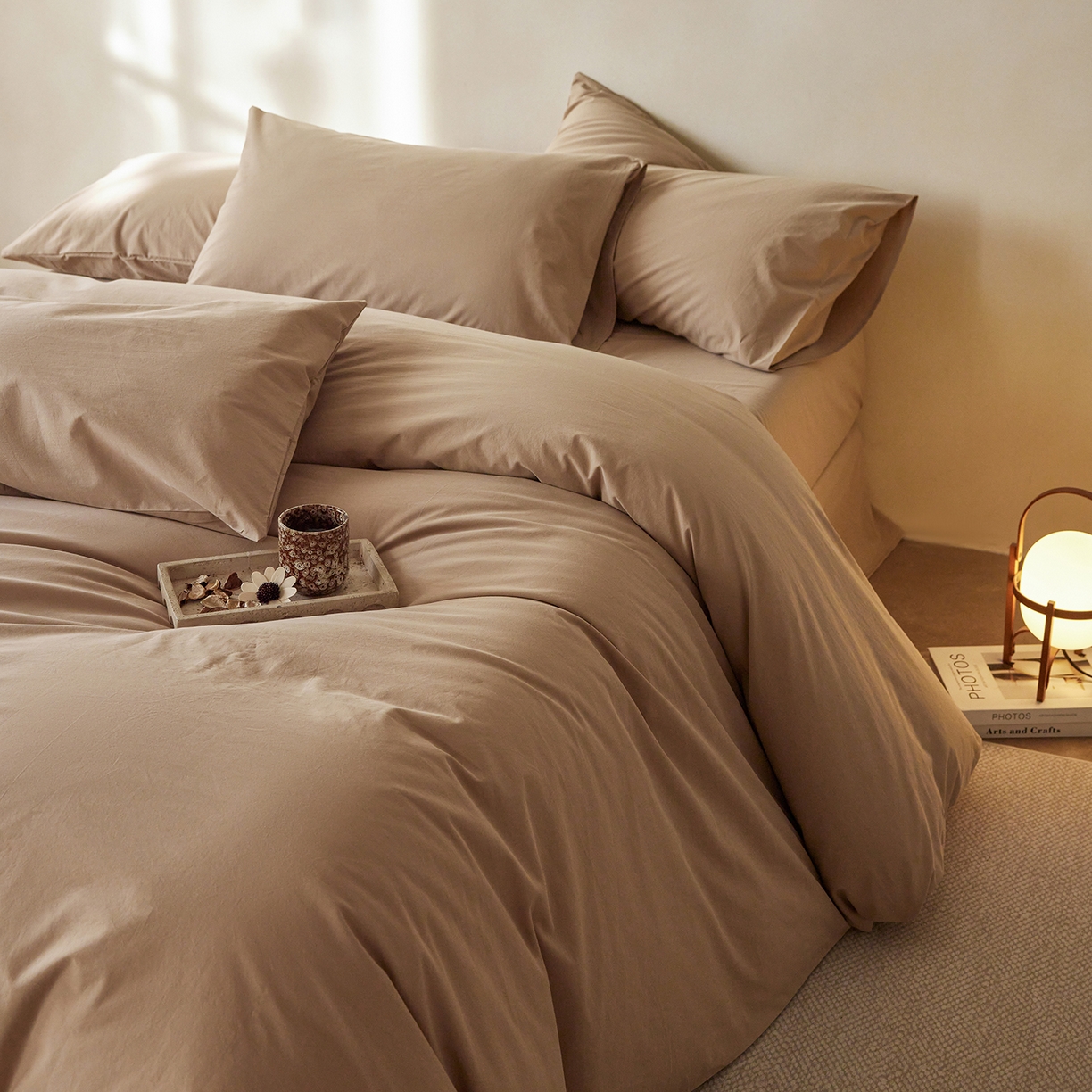 91家纺网 家纺一手货源 找家纺 轩和家居 2025新款全棉高支旧感砂洗长绒棉四件套 秋麦色