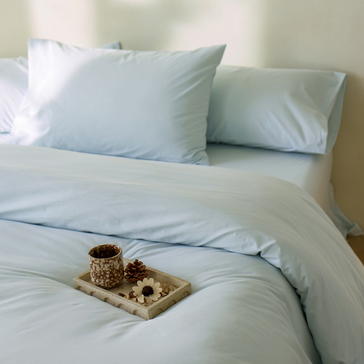 91家纺网 家纺一手货源 找家纺 轩和家居 2025新款全棉高支旧感砂洗长绒棉四件套 天空蓝