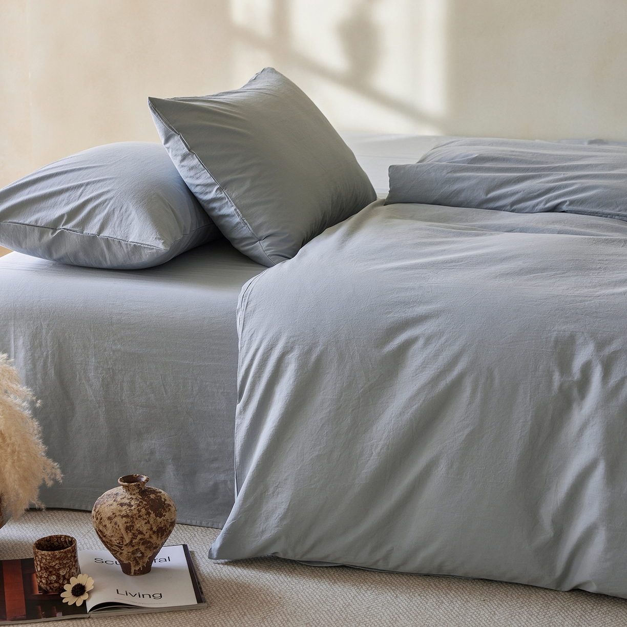 91家纺网 家纺一手货源 找家纺 轩和家居 2025新款全棉高支旧感砂洗长绒棉四件套 雾海蓝