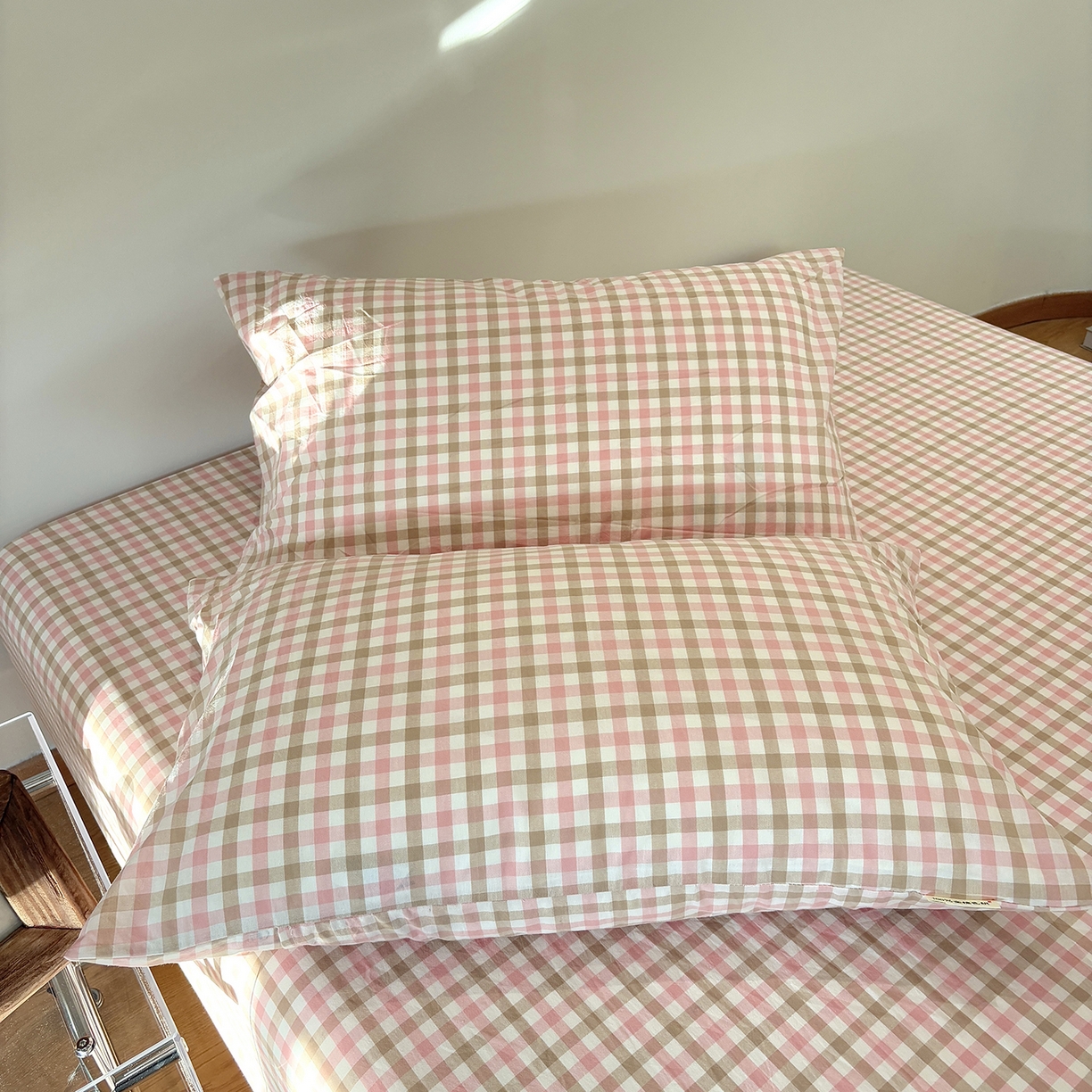 91家纺网 家纺一手货源 找家纺 居眠 2025新款单层色织水洗格子全棉纯棉单床笠床笠单件单品床笠 印月粉