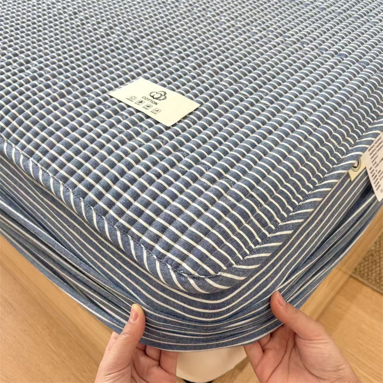 91家纺网 家纺一手货源 找家纺 居眠 2025新款格子全棉纯棉水洗棉棉花单床笠床笠单件单品床笠 夹棉款-蓝细条