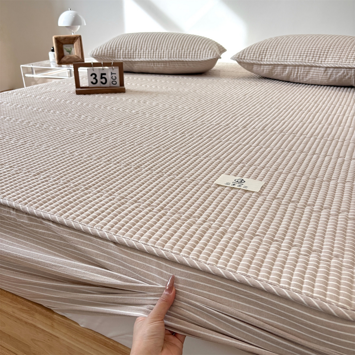 91家纺网 家纺一手货源 找家纺 居眠 2025新款格子全棉纯棉水洗棉棉花单床笠床笠单件单品床笠 夹棉款-米细条