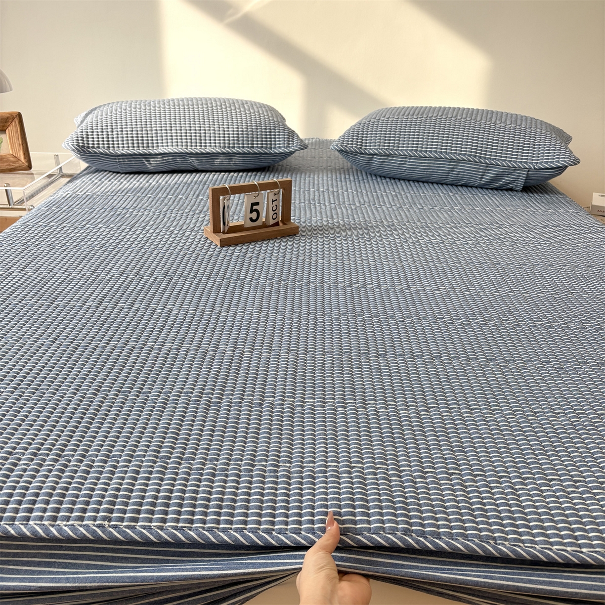 91家纺网 家纺一手货源 找家纺 居眠 2025新款格子全棉纯棉水洗棉棉花单床笠床笠单件单品床笠 夹棉款-蓝细条