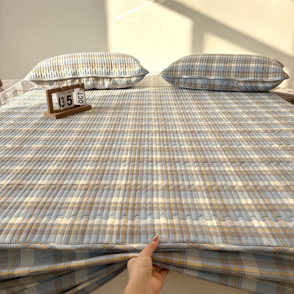 91家纺网 家纺一手货源 找家纺 居眠 2025新款格子全棉纯棉水洗棉棉花单床笠床笠单件单品床笠 夹棉款-简兮兰