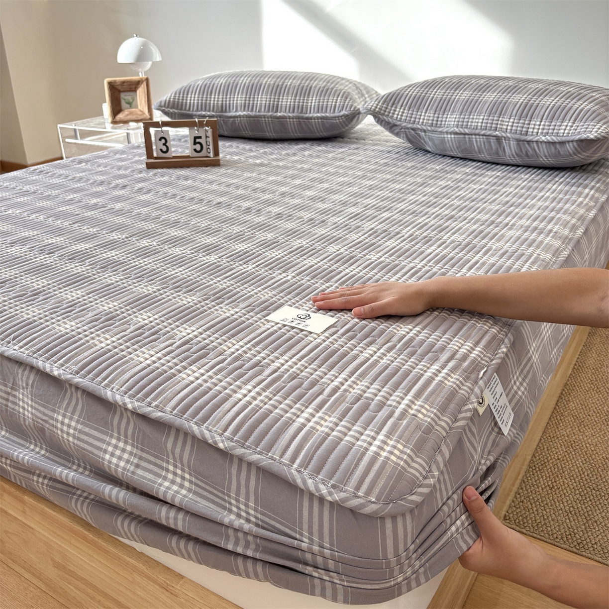 91家纺网 家纺一手货源 找家纺 居眠 2025新款格子全棉纯棉水洗棉棉花单床笠床笠单件单品床笠 夹棉款-马丁灰