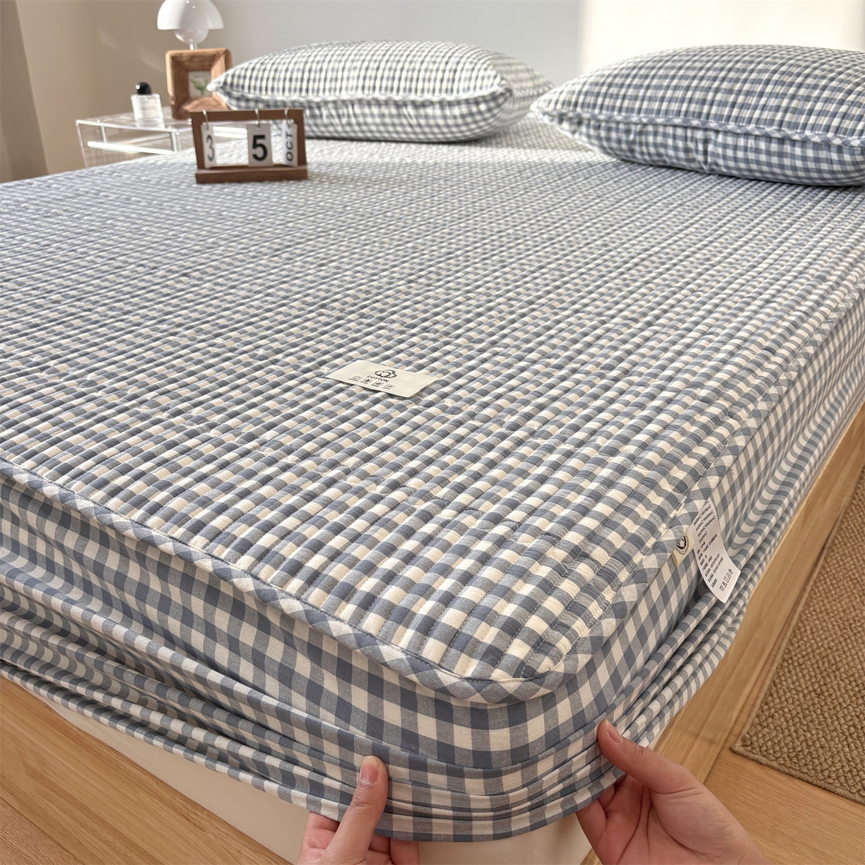 91家纺网 家纺一手货源 找家纺 居眠 2025新款格子全棉纯棉水洗棉棉花单床笠床笠单件单品床笠 夹棉款-水兰小格
