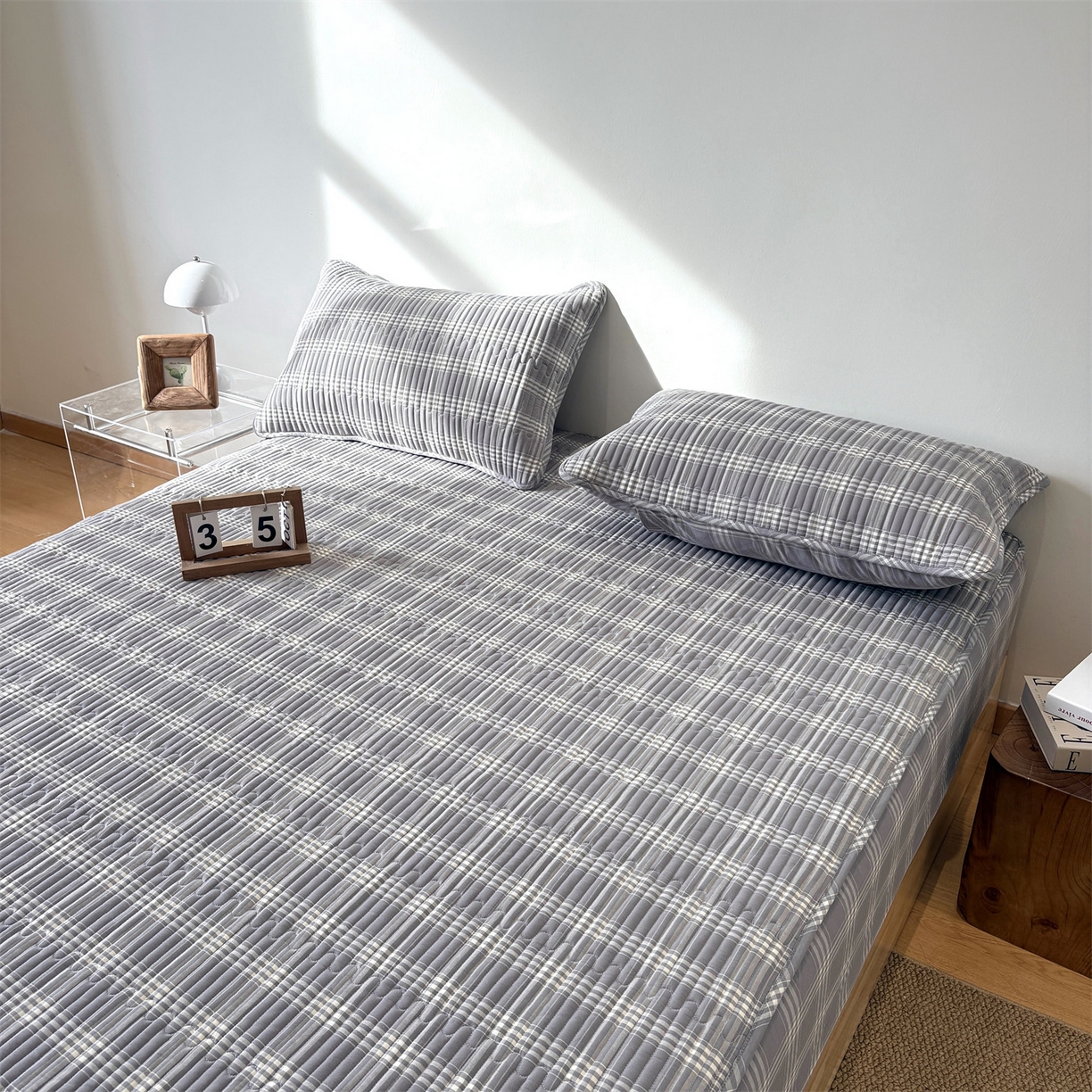 91家纺网 家纺一手货源 找家纺 居眠 2025新款格子全棉纯棉水洗棉棉花单床笠床笠单件单品床笠 夹棉款-马丁灰