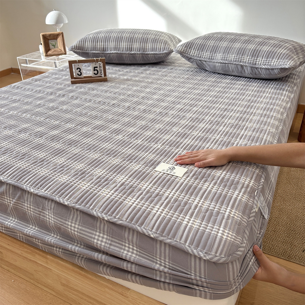 91家纺网 家纺一手货源 找家纺 居眠 2025新款格子全棉纯棉水洗棉棉花单床笠床笠单件单品床笠 夹棉款-马丁灰