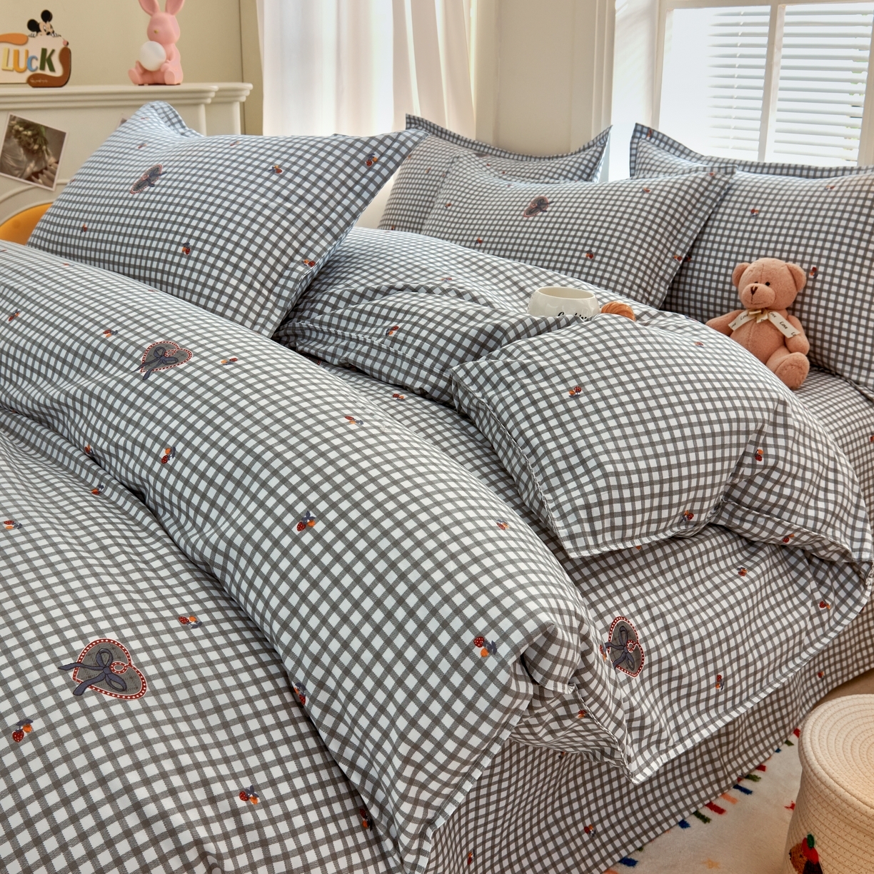 91家纺网 家纺一手货源 找家纺 （总）简冠家纺 2025新款印花植物羊绒磨毛四件套