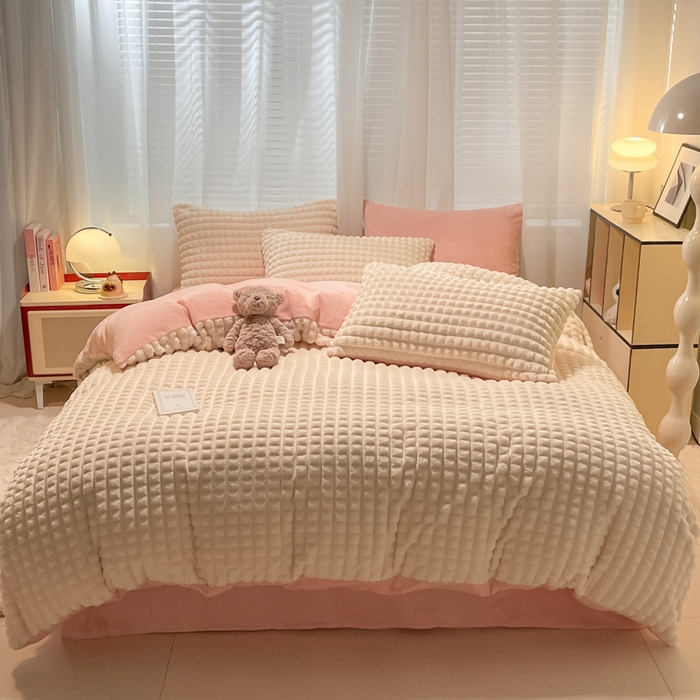 91家纺网 家纺一手货源 找家纺 （总）女子家纺 2025新款兔兔绒加厚华夫格绒牛奶绒保暖四件套