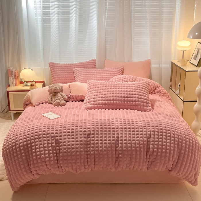 91家纺网 家纺一手货源 找家纺 （总）女子家纺 2025新款兔兔绒加厚华夫格绒牛奶绒保暖四件套