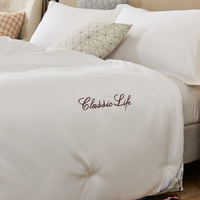 91家纺网 家纺一手货源 找家纺 （总）畅畅家纺 2025新款洛卡棉手工订花羽丝棉封口冬被被子被芯