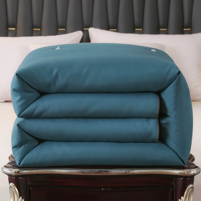 91家纺网 家纺一手货源 找家纺 畅畅家纺 2025新款洛卡棉手工订花羽丝棉封口冬被被子被芯 蓝色