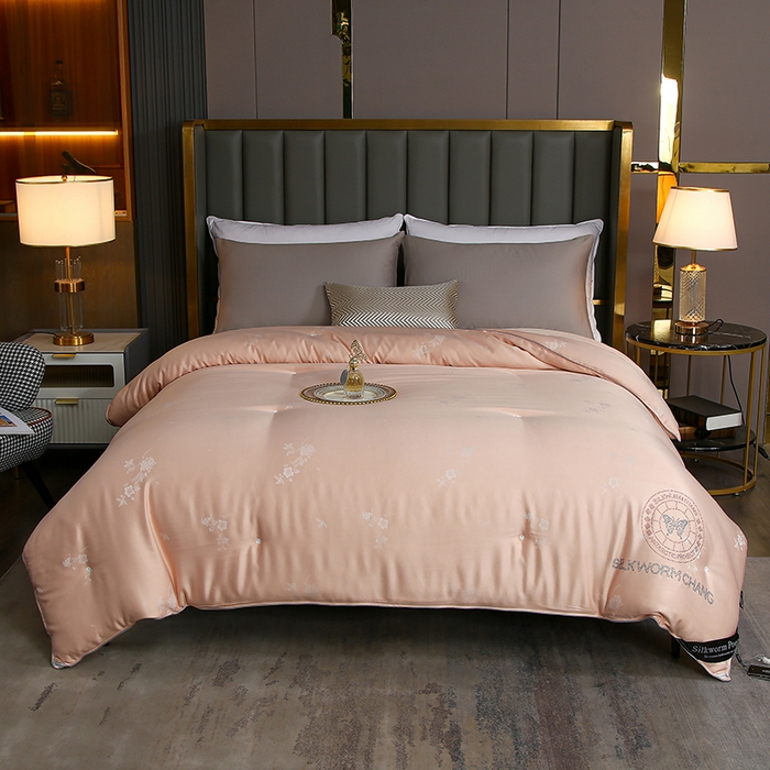 91家纺网 家纺一手货源 找家纺 （总）畅畅家纺 2025新款微商热款蝴蝶丝棉被加厚全棉纯棉莫代尔提花手工订花被子被芯